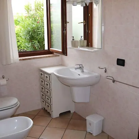 In Bardolino/gardasee 21881 Apartment