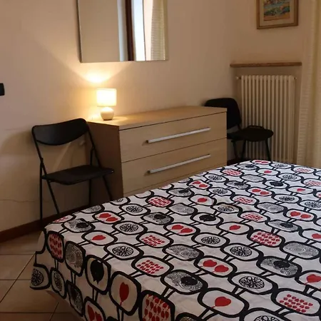In Bardolino/gardasee 21881 Apartment *